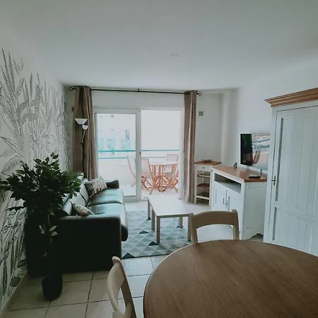 Caresse d'Azur, Cocon pour 4 personnes. *
